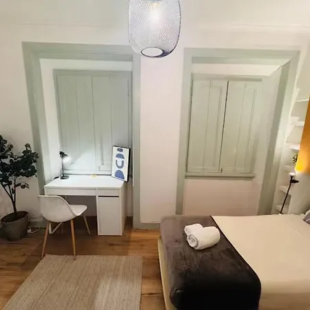 Lisboa Hostel *