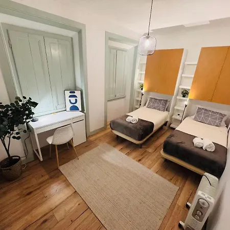 Vandrerhjem Lisboa Hostel *