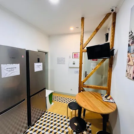 Hostal Lisboa Hostel *