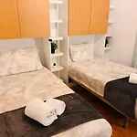 Lisboa Hostel *